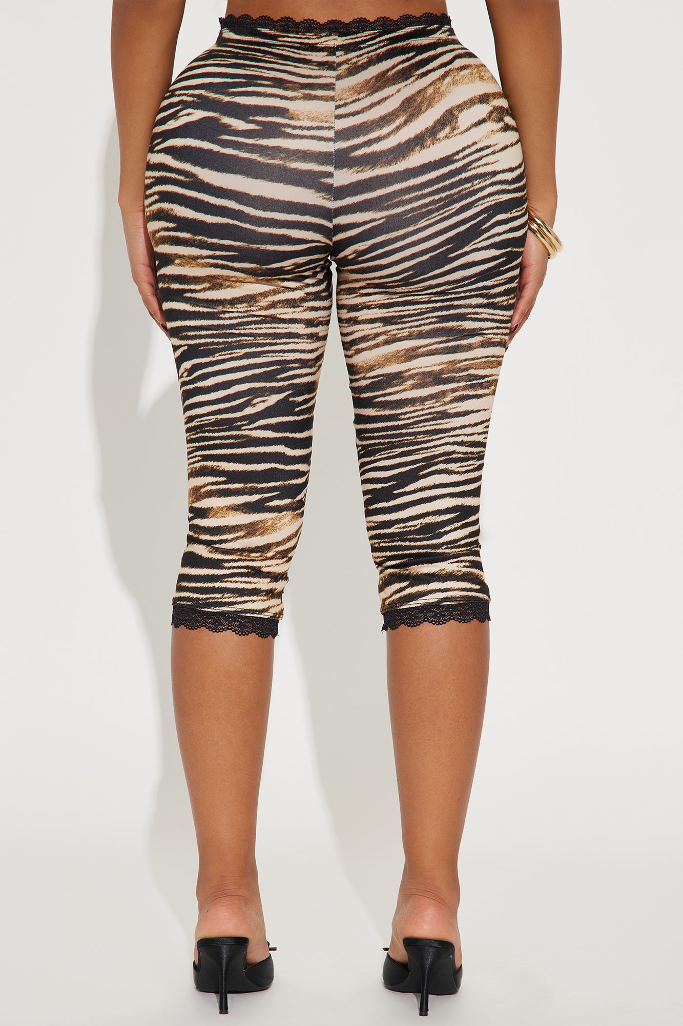 Florentina Lace Trim Capri Legging (Tan/Multi) image 3