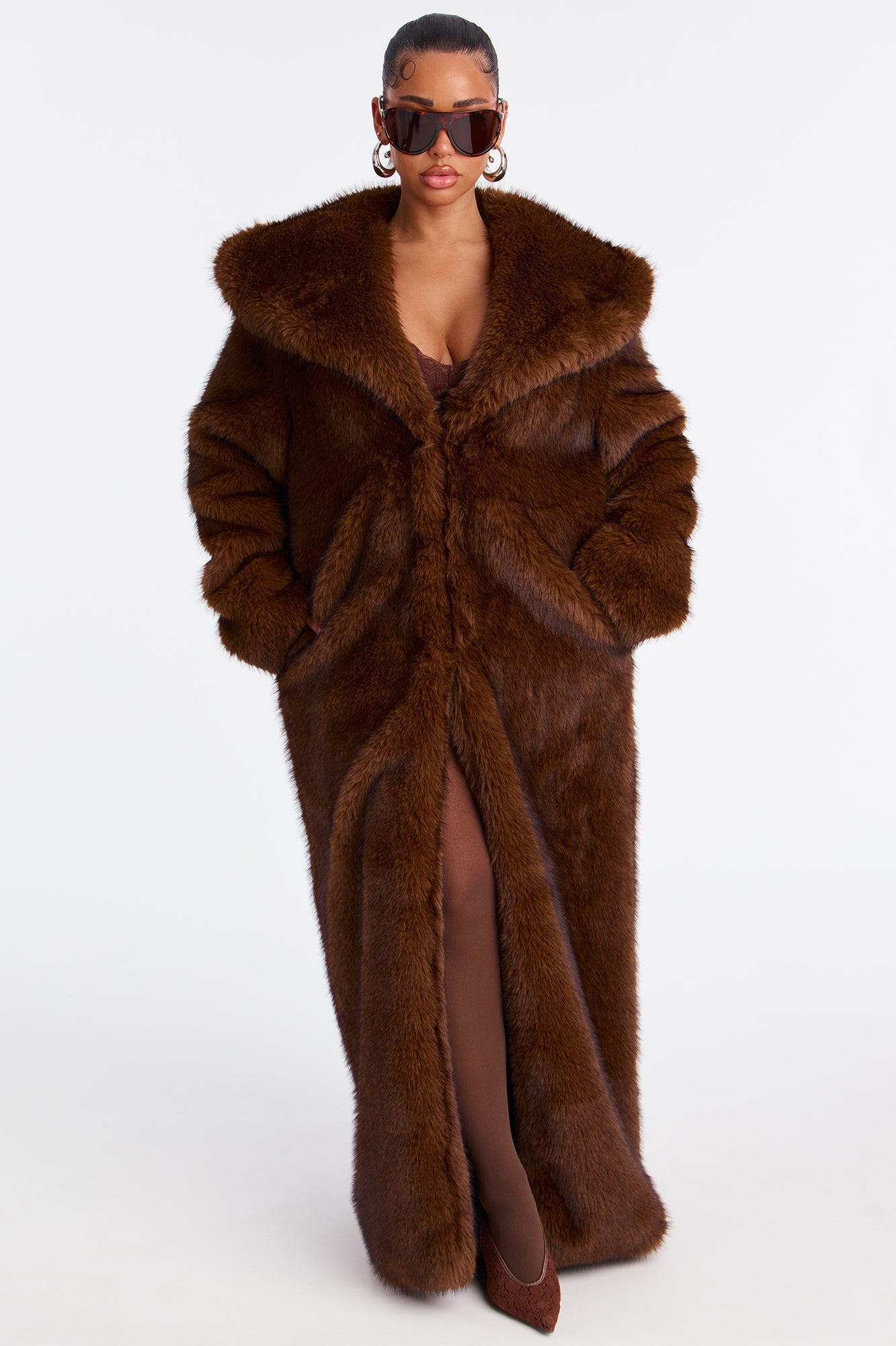 Faux Fur Coat (Brown)