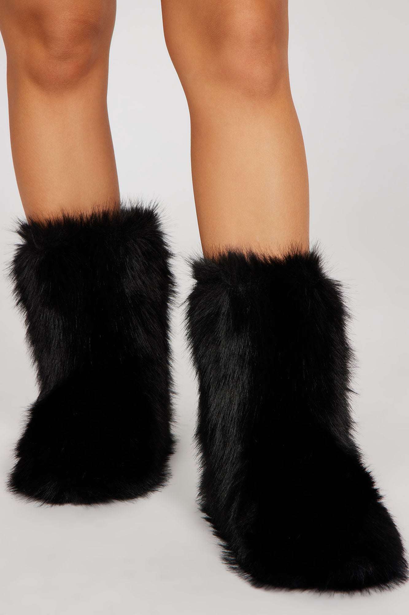 Chilly Days Booties (Black) image 2