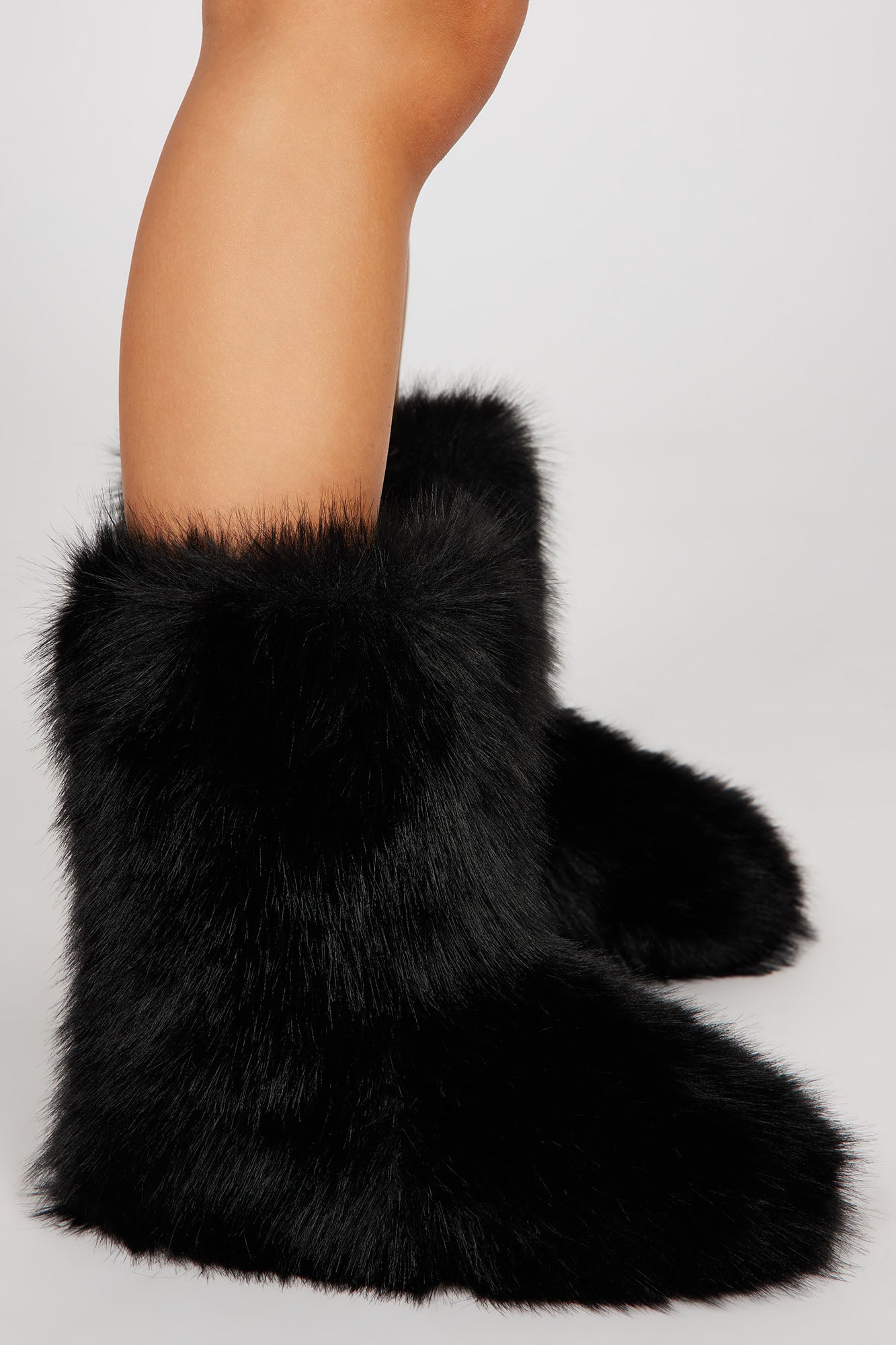 Chilly Days Booties (Black) image 3