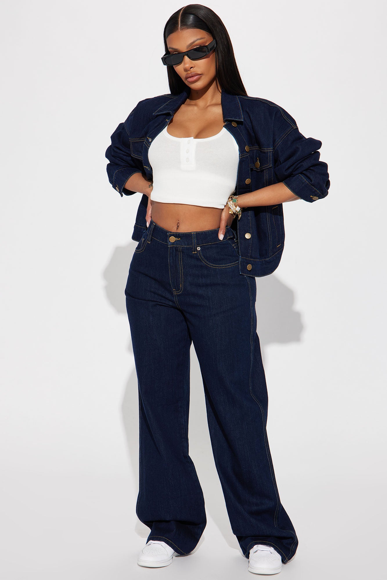 Jeans (Dark Wash) image 2