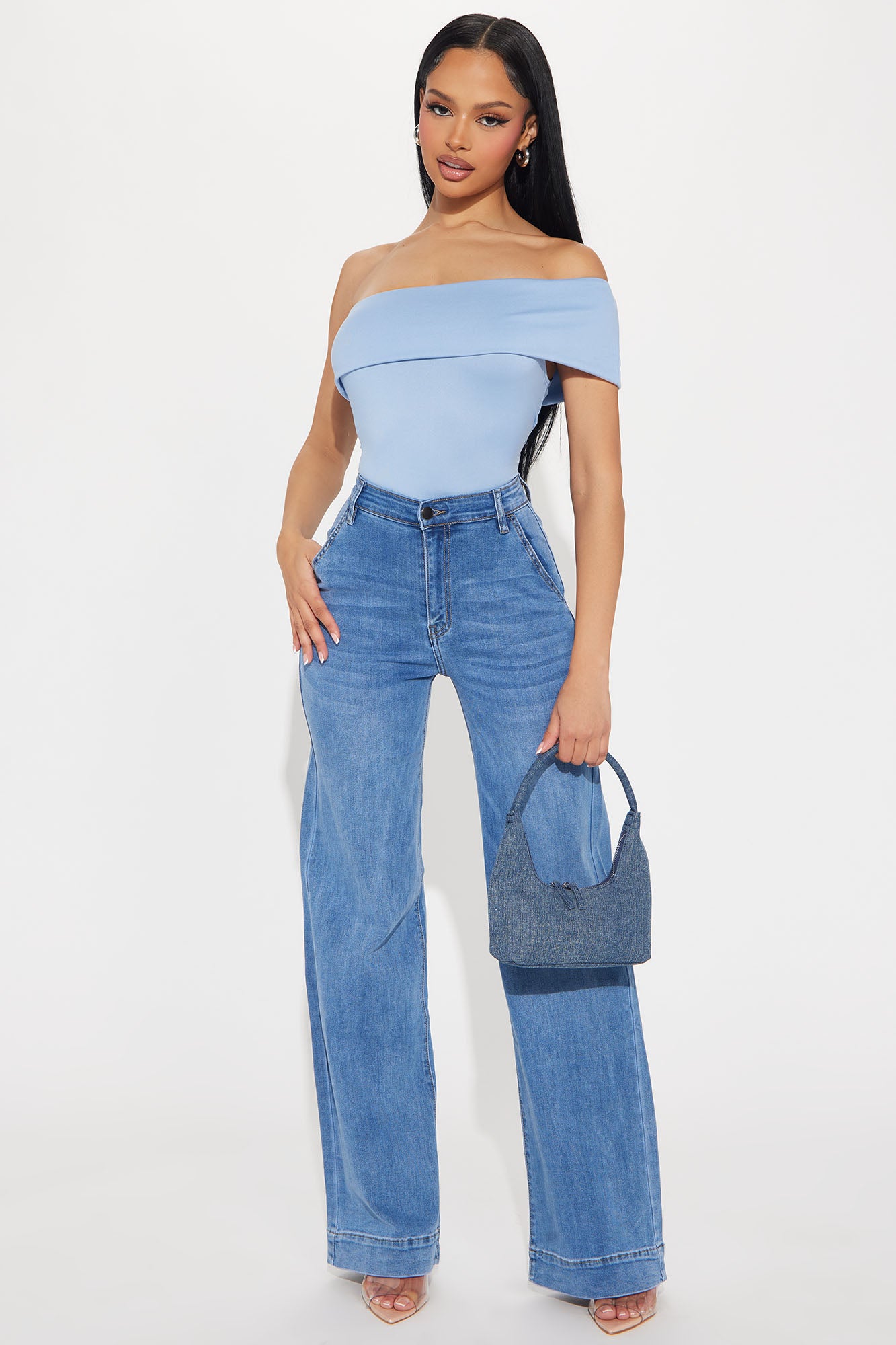 Jeans (Medium Wash)
