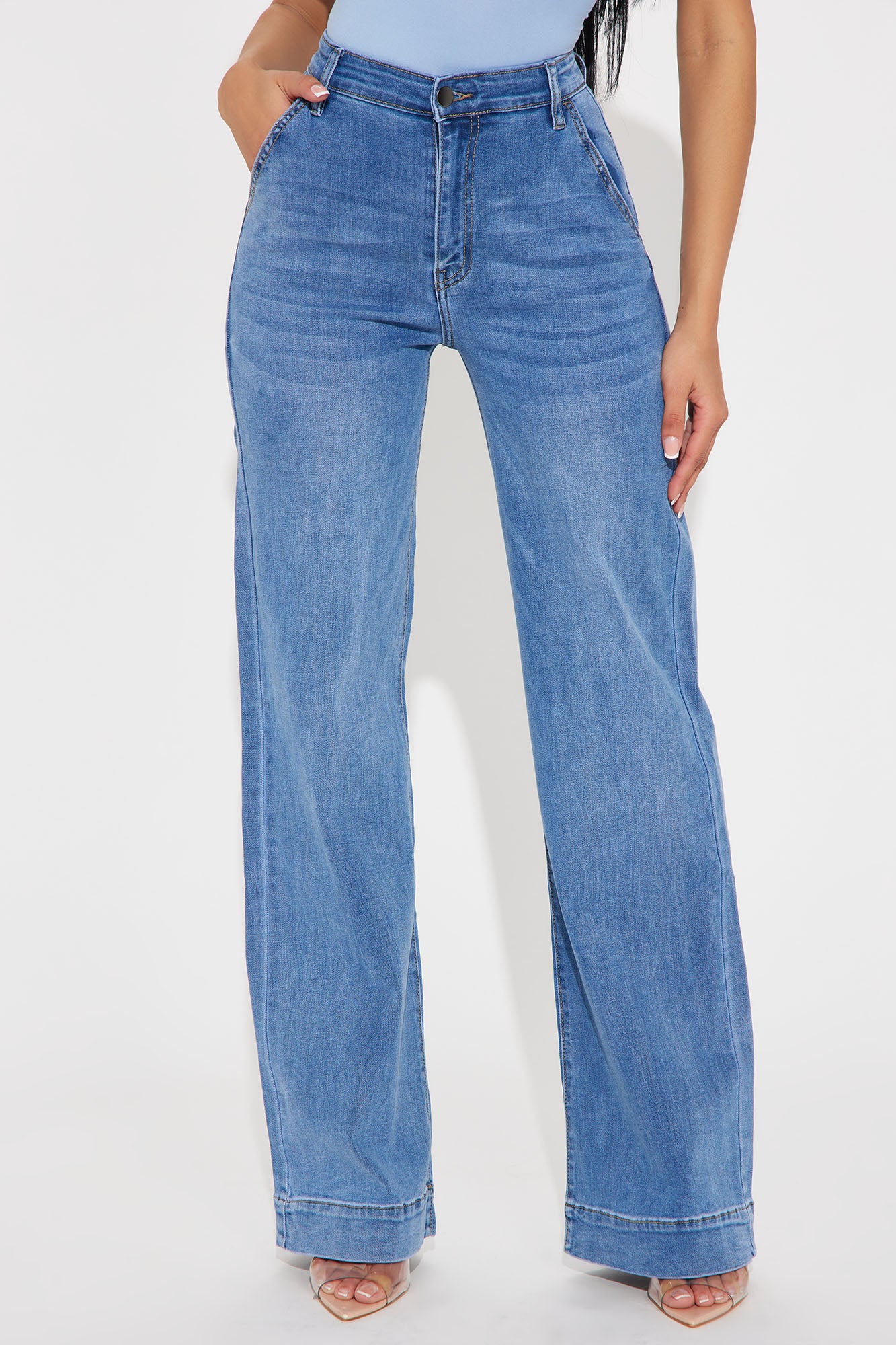 Jeans (Medium Wash) image 2