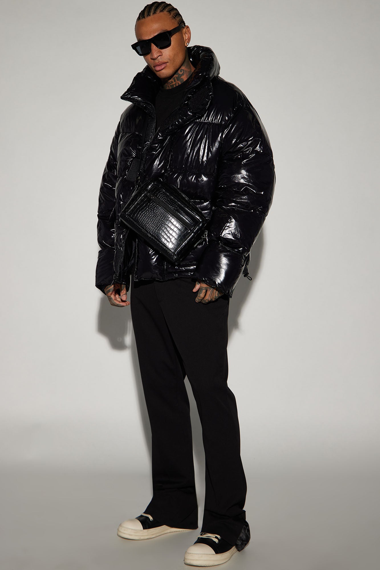 Puffer Jacket (Black) image 2