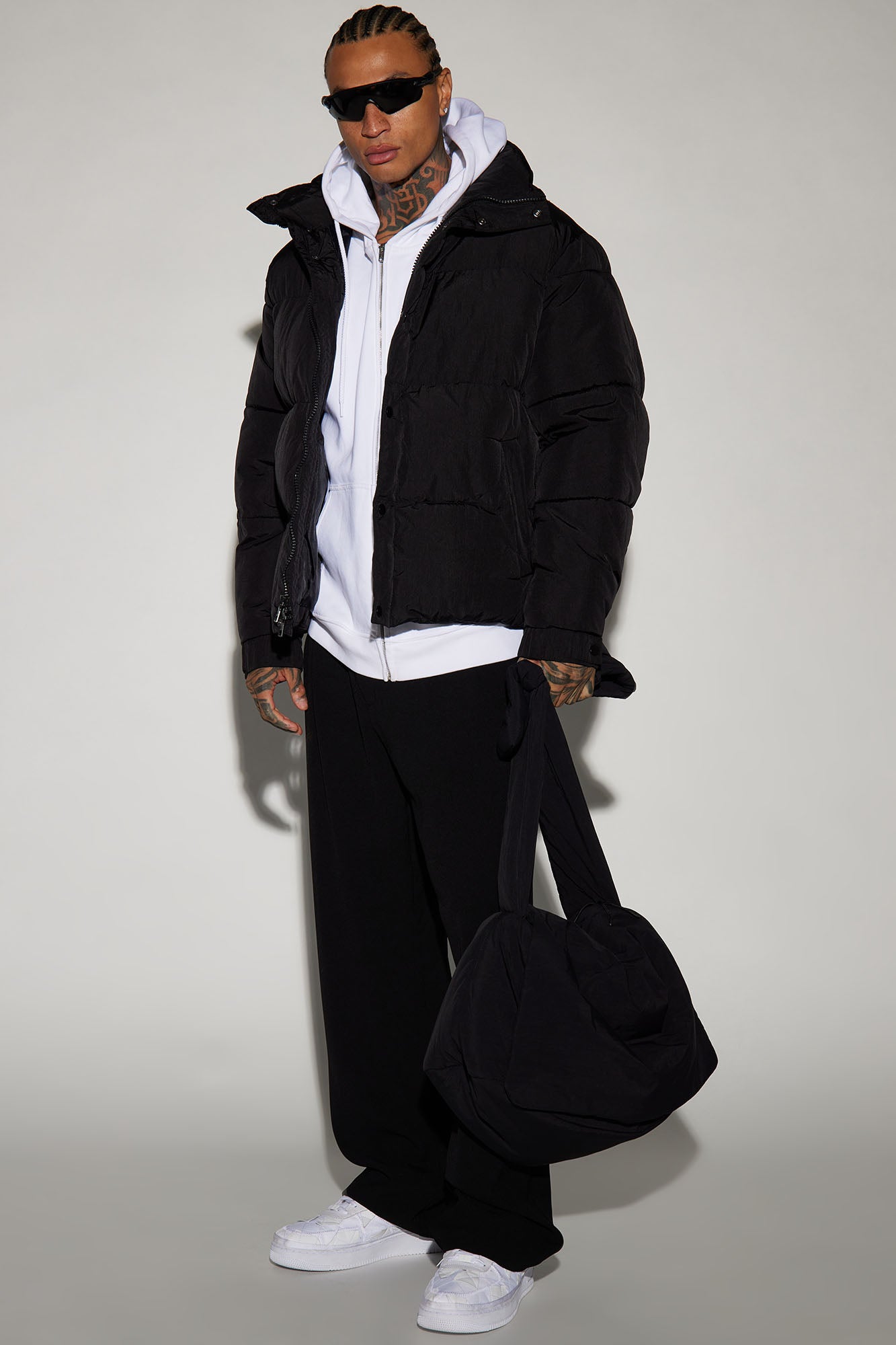 Puffer Jacket (Black) image 2