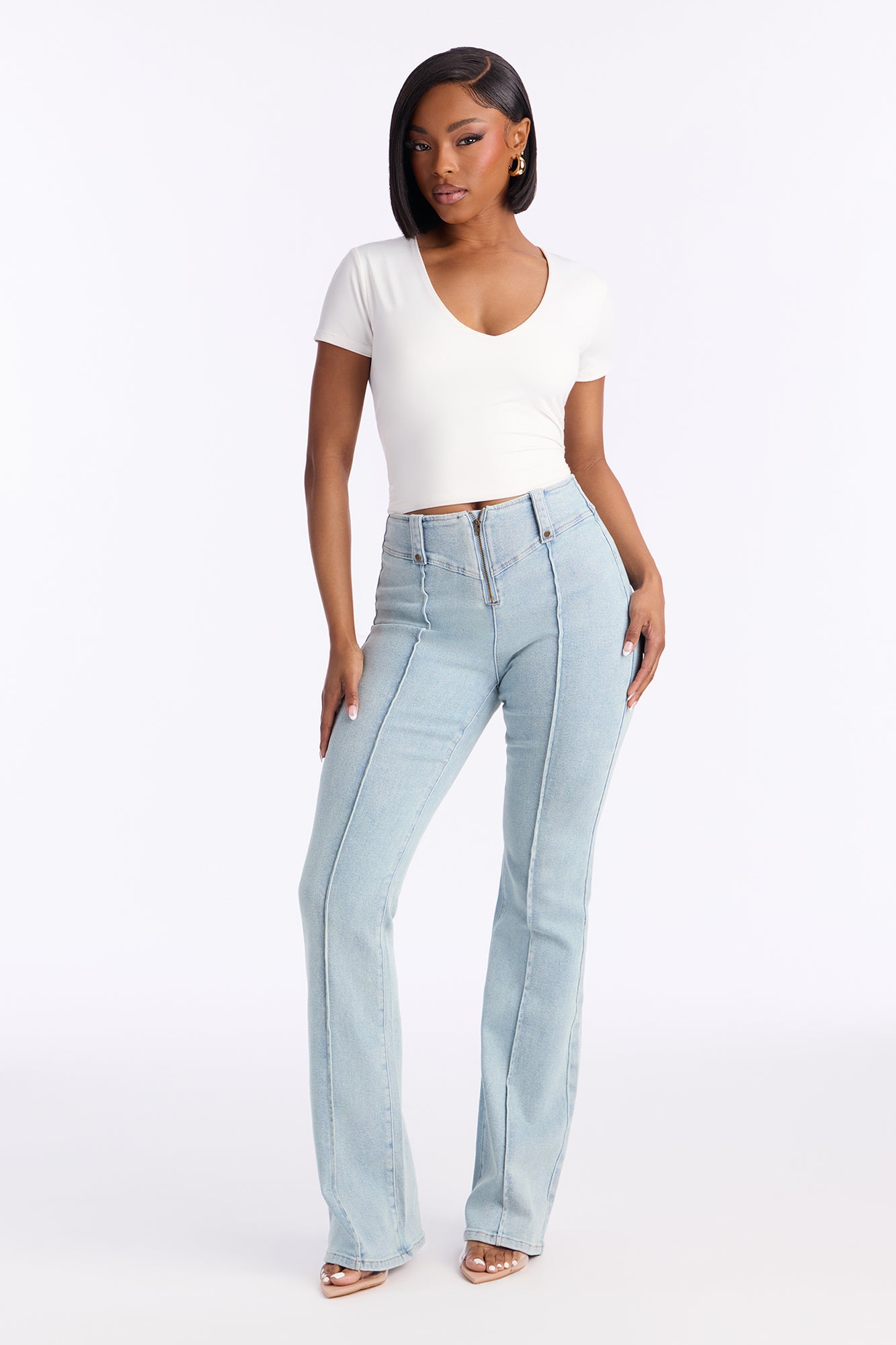 Jeans (Light Wash) image 2
